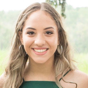 Meet your Posher, Beatriz